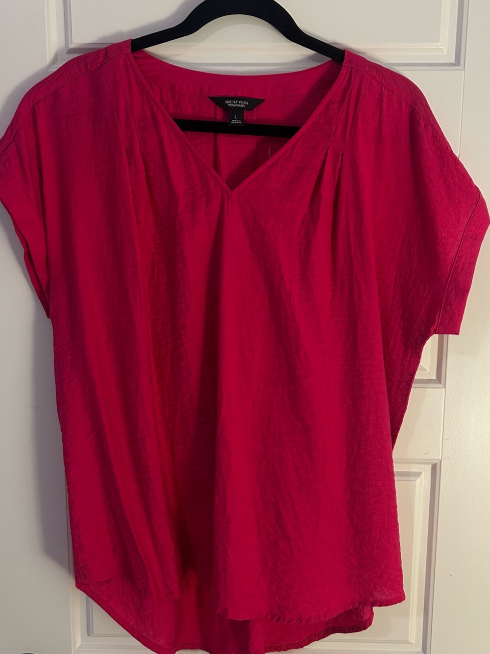Simply Vera Vera Wang Women's Pink V-Neck Short Sleeve Top
